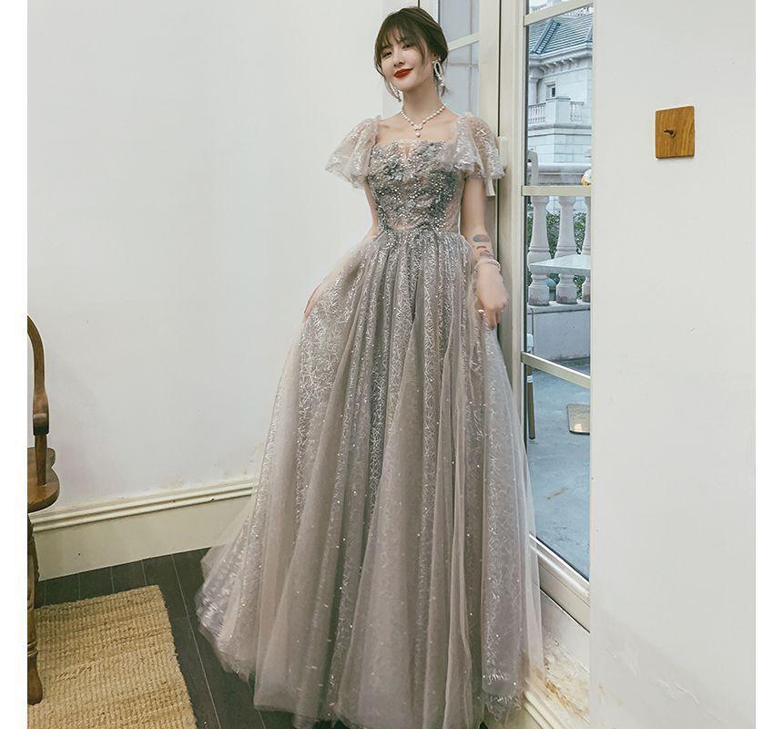 Short-Sleeve Flower Accent A-Line Evening Gown / Cocktail Dress Product Image