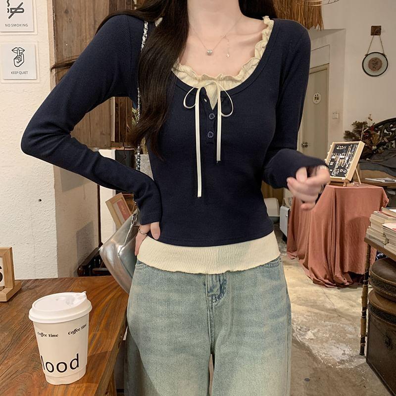 Mock Two-Piece Long-Sleeve Scoop Neck Two Tone Slim Fit T-Shirt Product Image