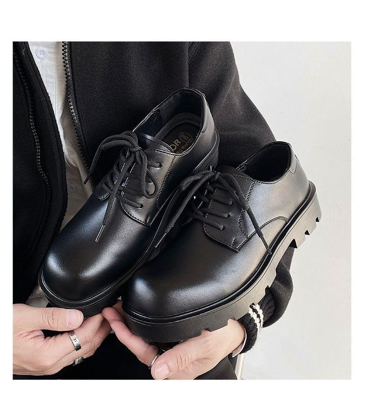 Platform Lace Up Oxford Shoes Product Image