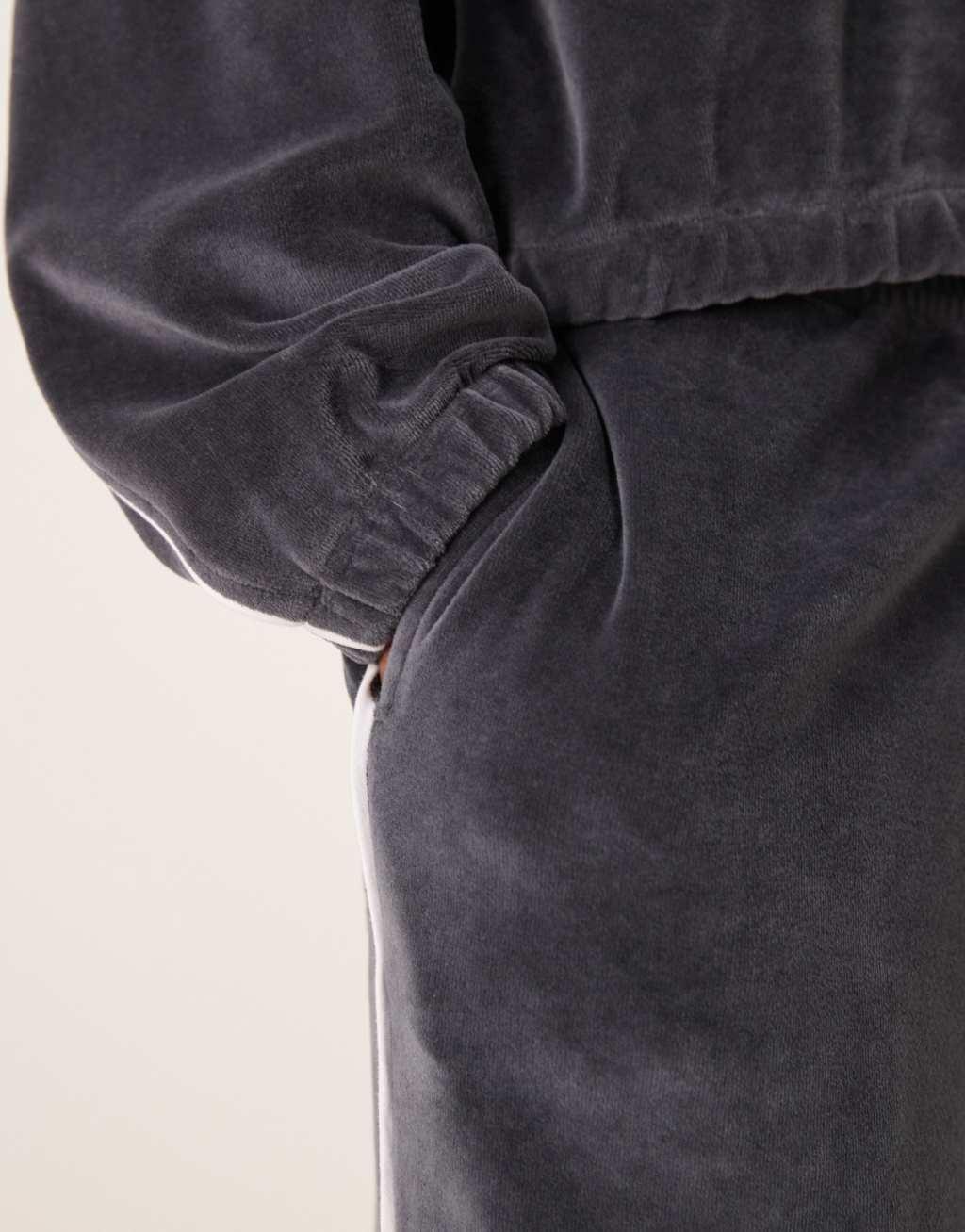 ASOS DESIGN super baggy sweatpants with piping in gray velour - part of a set Product Image
