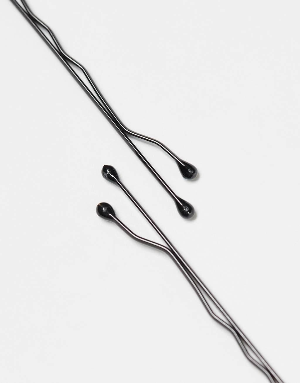Pieces hair pin card in black Product Image
