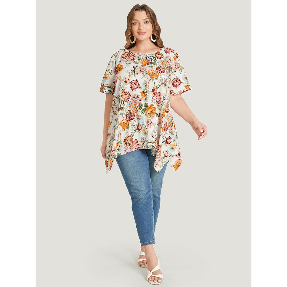Plus Size Multicolor Floral Print Hanky Hem Blouse Women Elegant Short sleeve Round Neck Dailywear Blouses BloomChic 18-20/2X Product Image