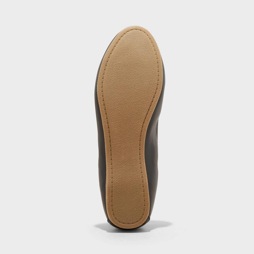 Womens Danielle Scrunch Ballet Flats with Memory Foam Insole - Universal Thread Black 8 Product Image