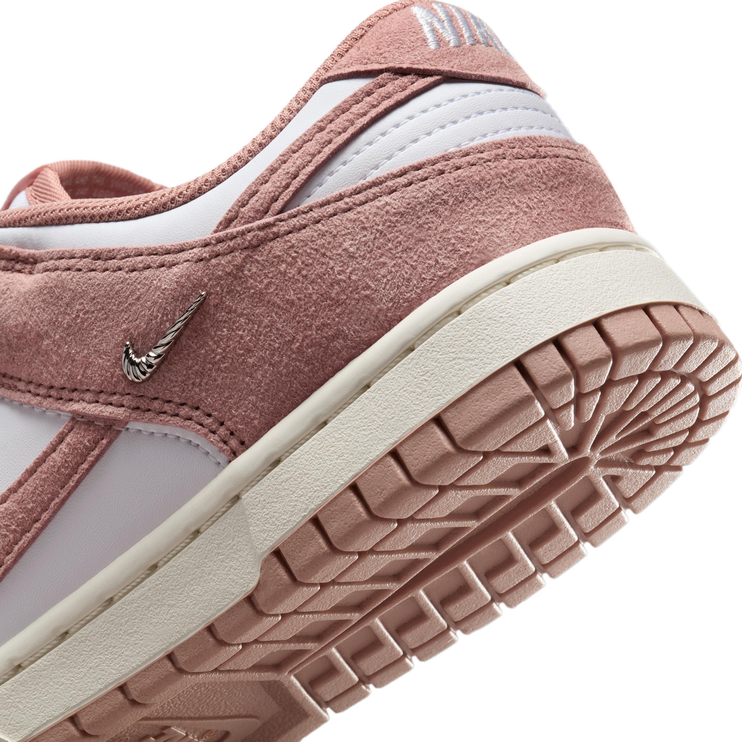 Nike Dunk Low Women's Shoes Product Image