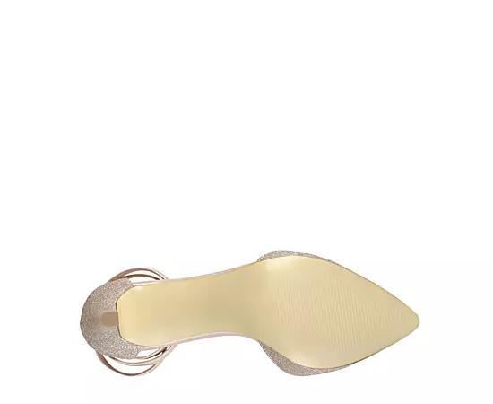 Journee Collection Womens Luela Pump Product Image