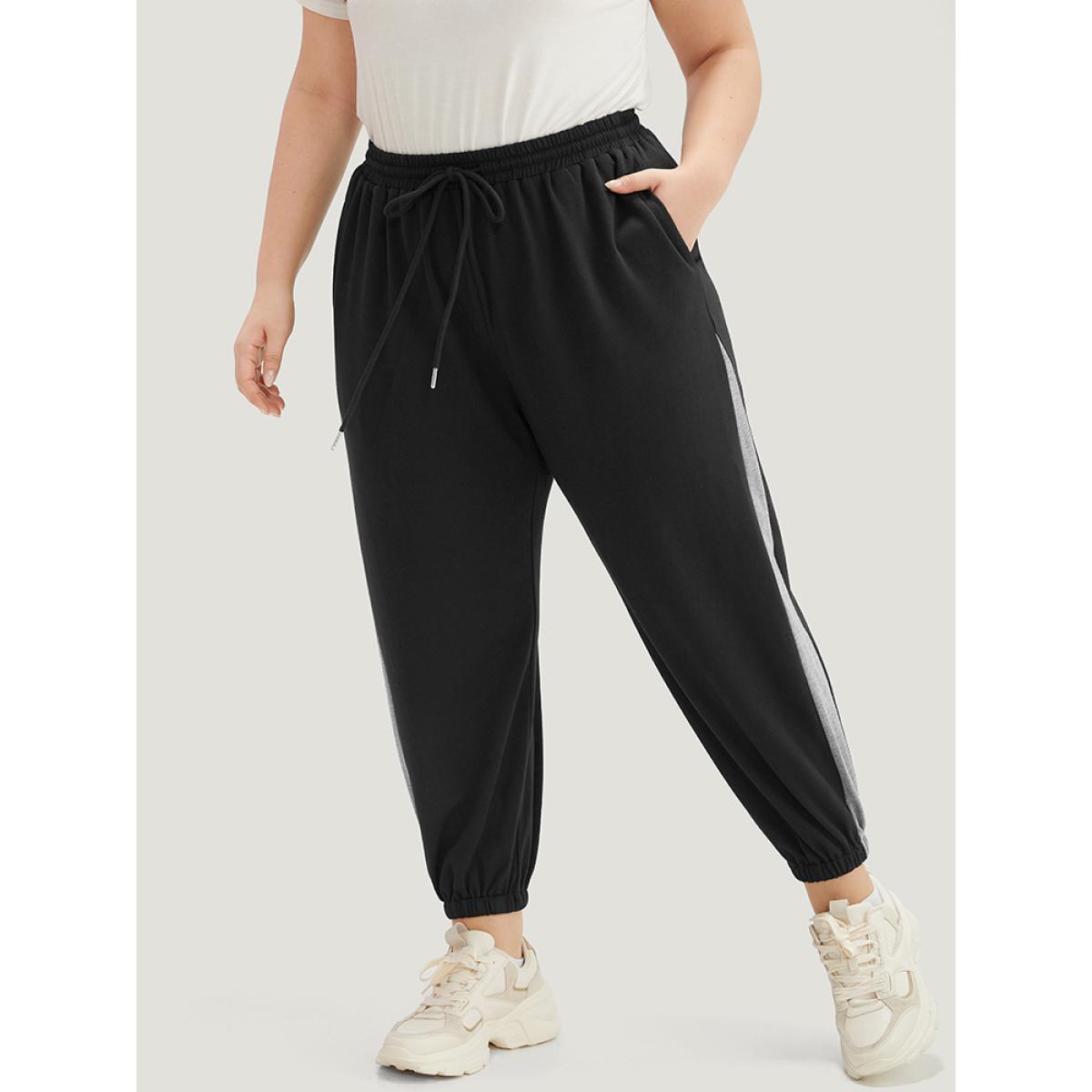 Patchwork Contrast Drawstring Sweatpant Black Plus Size Women Casual Dailywear Contrast 26/4X Bloomchic Product Image