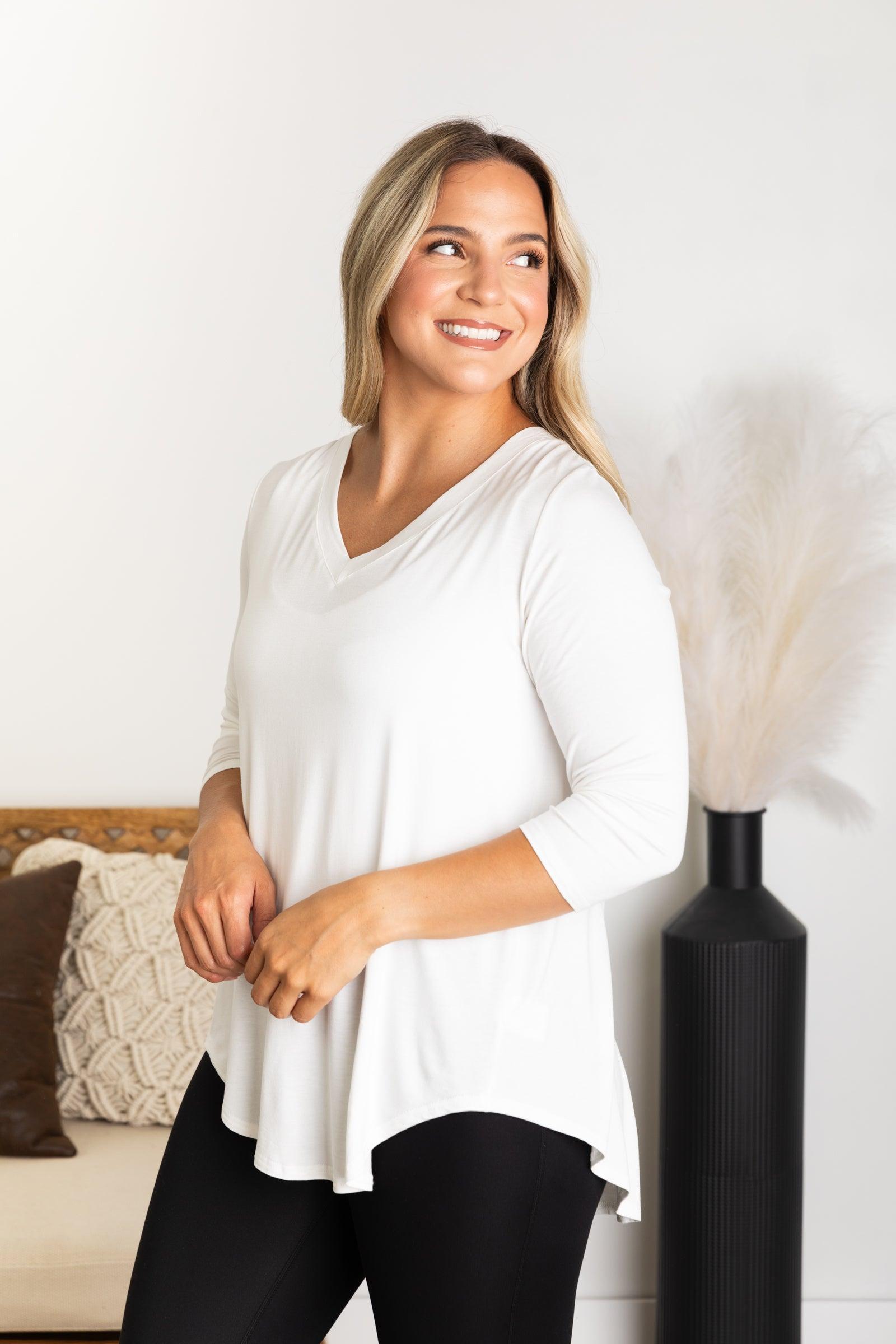 Solid 3/4 V-Neck Knit Top Product Image