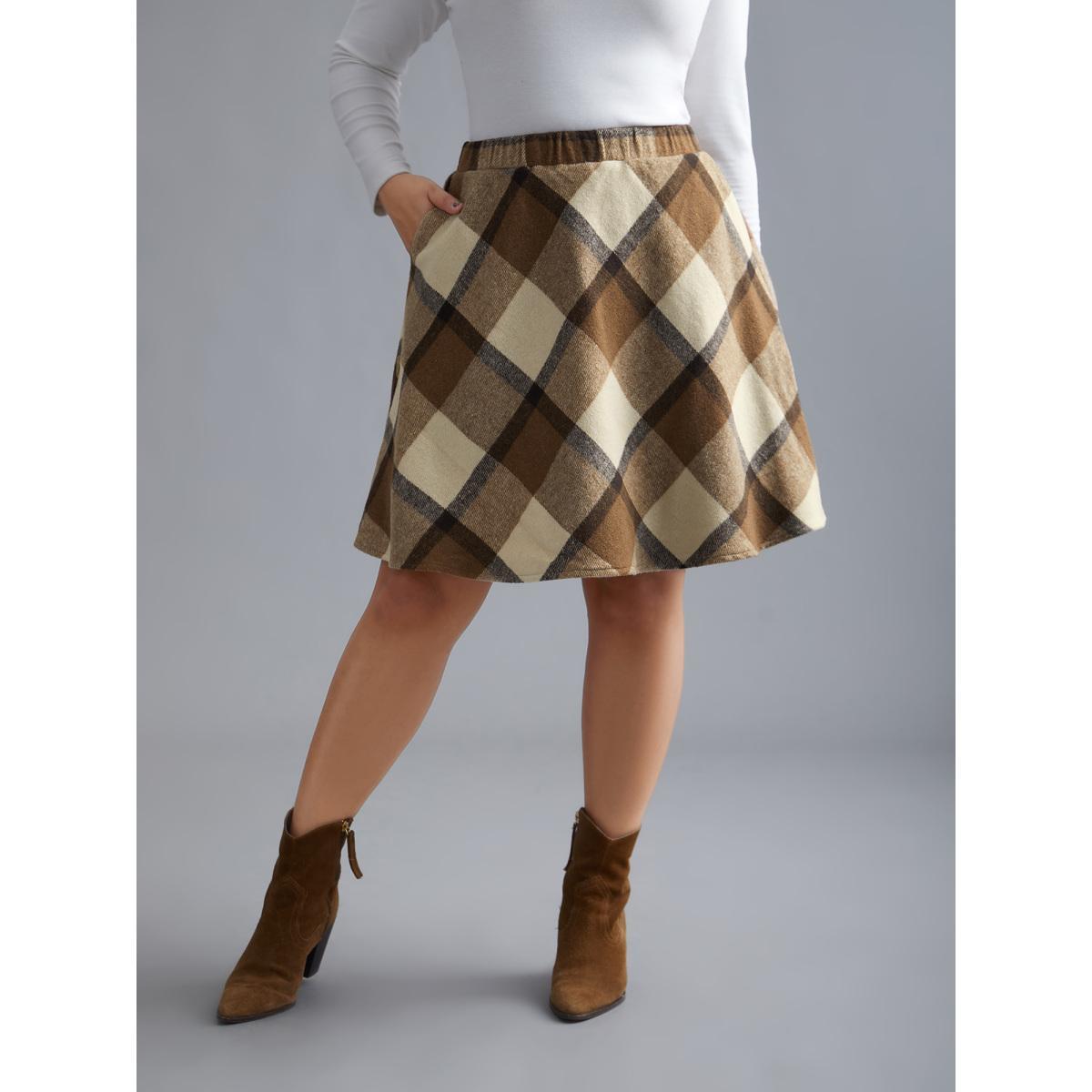 Plus Size Plaid Pattern Elastic Waist A-line Mini Skirt Women Bronze Elegant Low stretch Slanted pocket Everyday Skirts BloomChic 28/5X Product Image