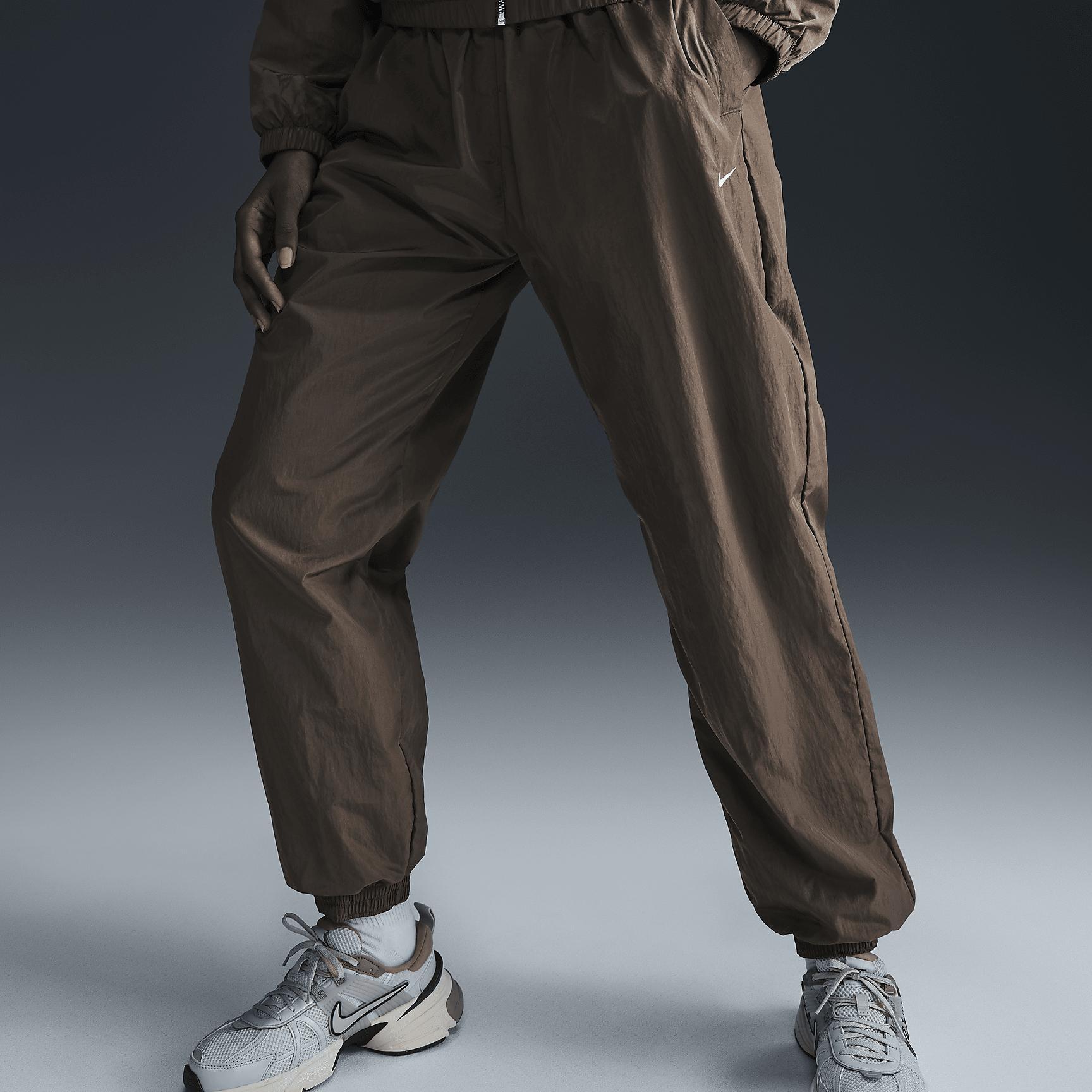 Nike Sportswear Essential Women's Mid-Rise Oversized Woven Joggers Product Image