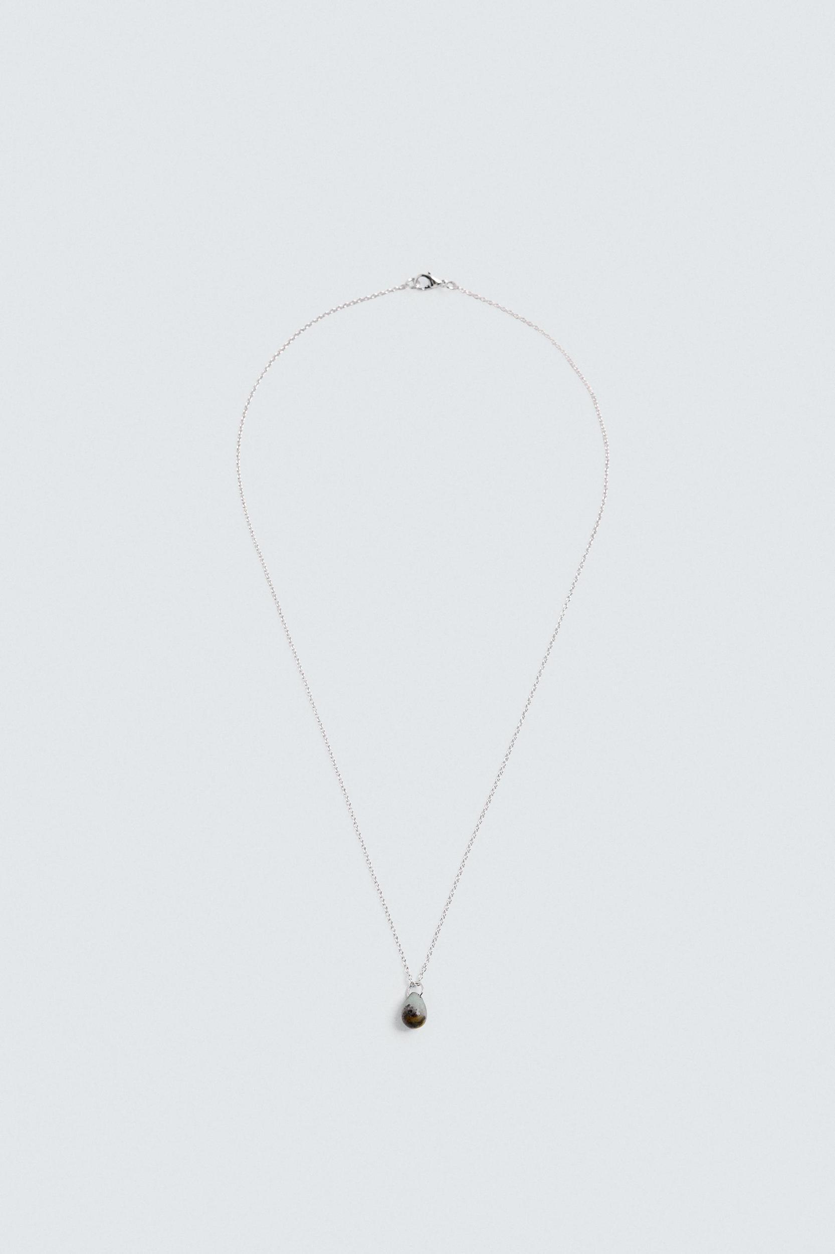 STONE PENDANT NECKLACE Product Image