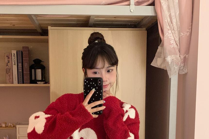 Pajama Set: Floral Sweater + Pants Product Image