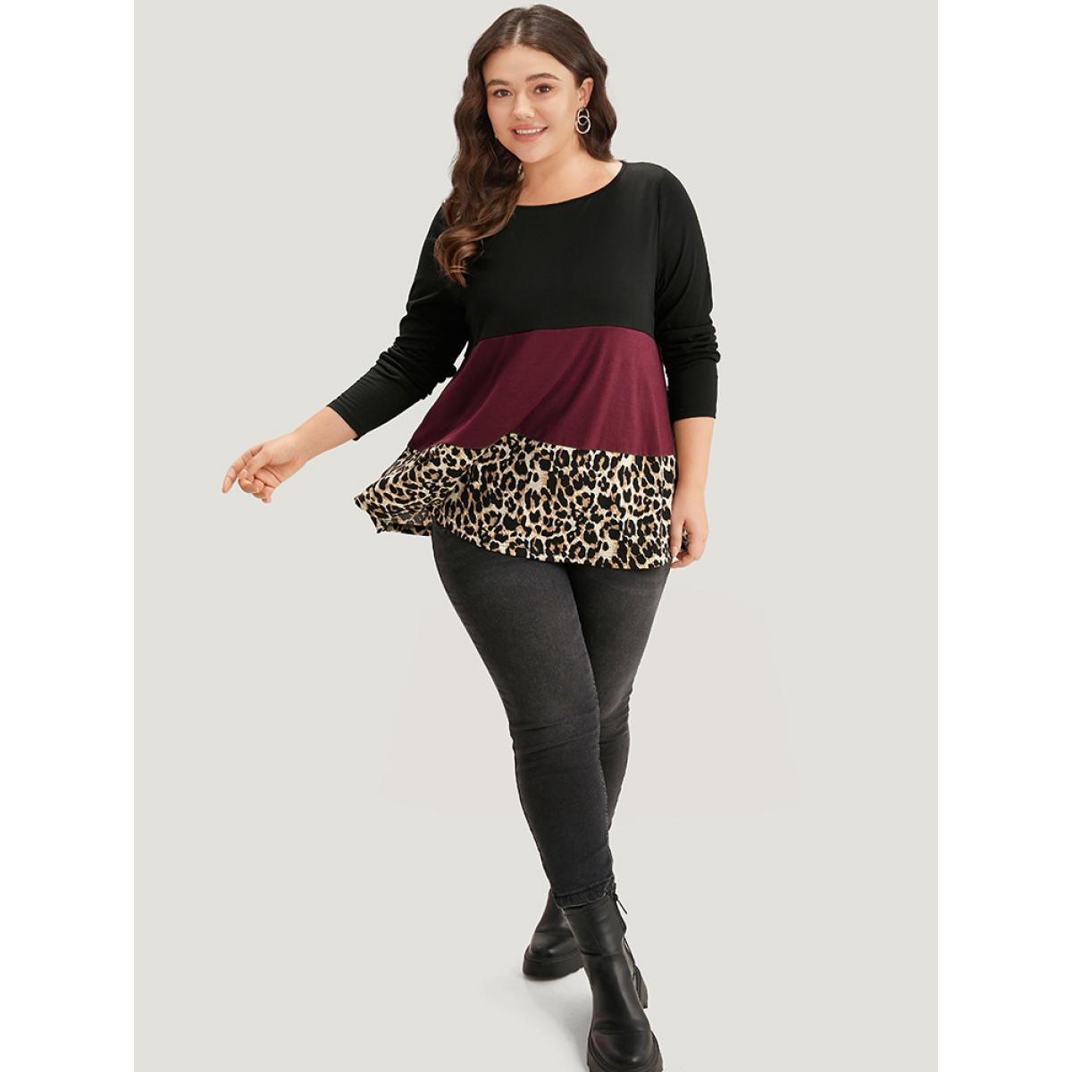 Plus Size Colorblock Leopard Contrast Round Neck T-shirt Red Women Casual Contrast Leopard Round Neck Everyday T-shirts BloomChic 10/M Product Image