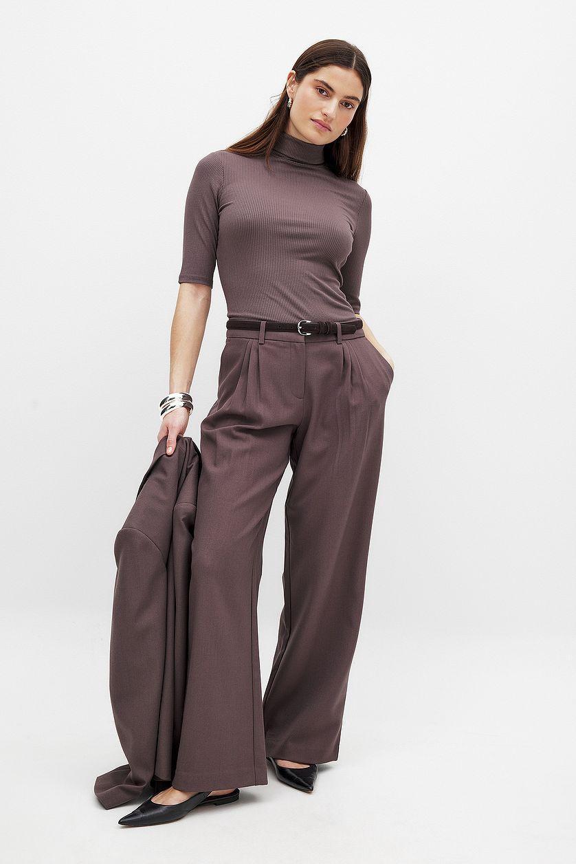 Short Sleeve Rib Collar Top Product Image