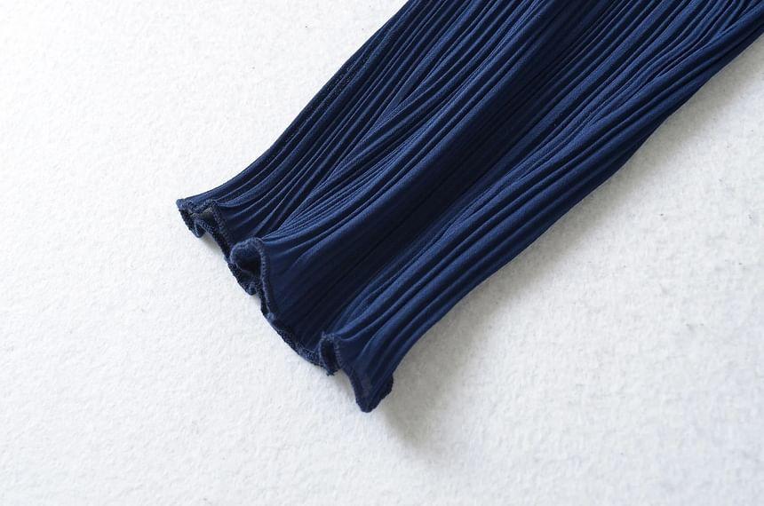 Long-Sleeve V-Neck Plain Ribbed Knit Top Product Image