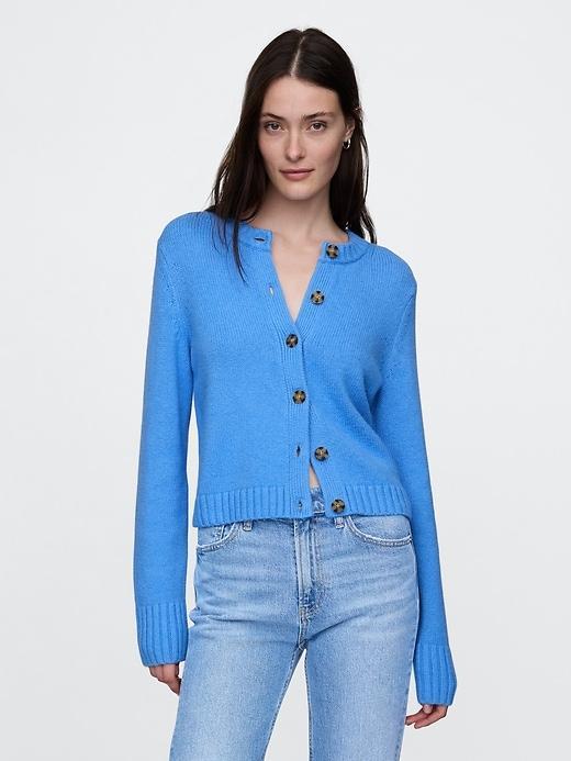 CashSoft Cropped Cardigan Product Image