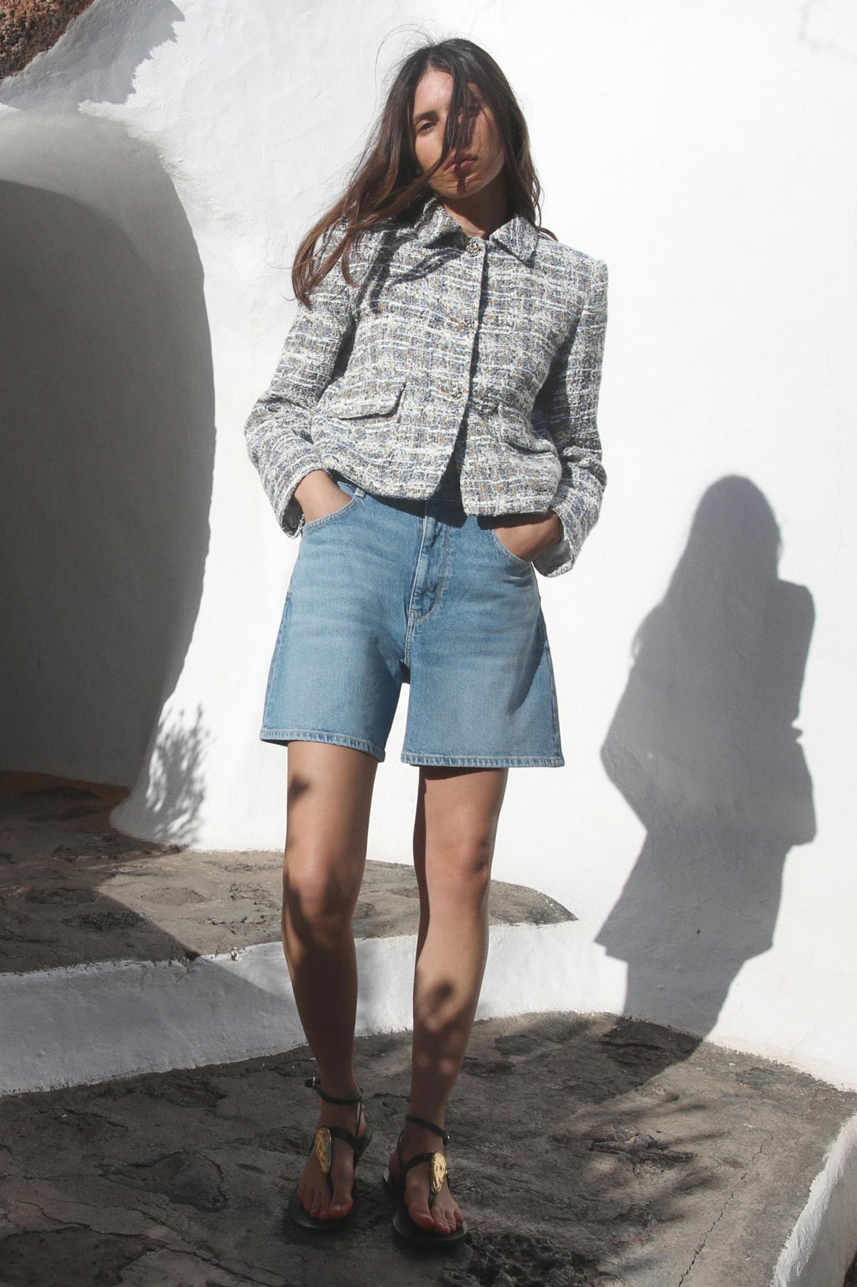TEXTURED BLAZER Product Image