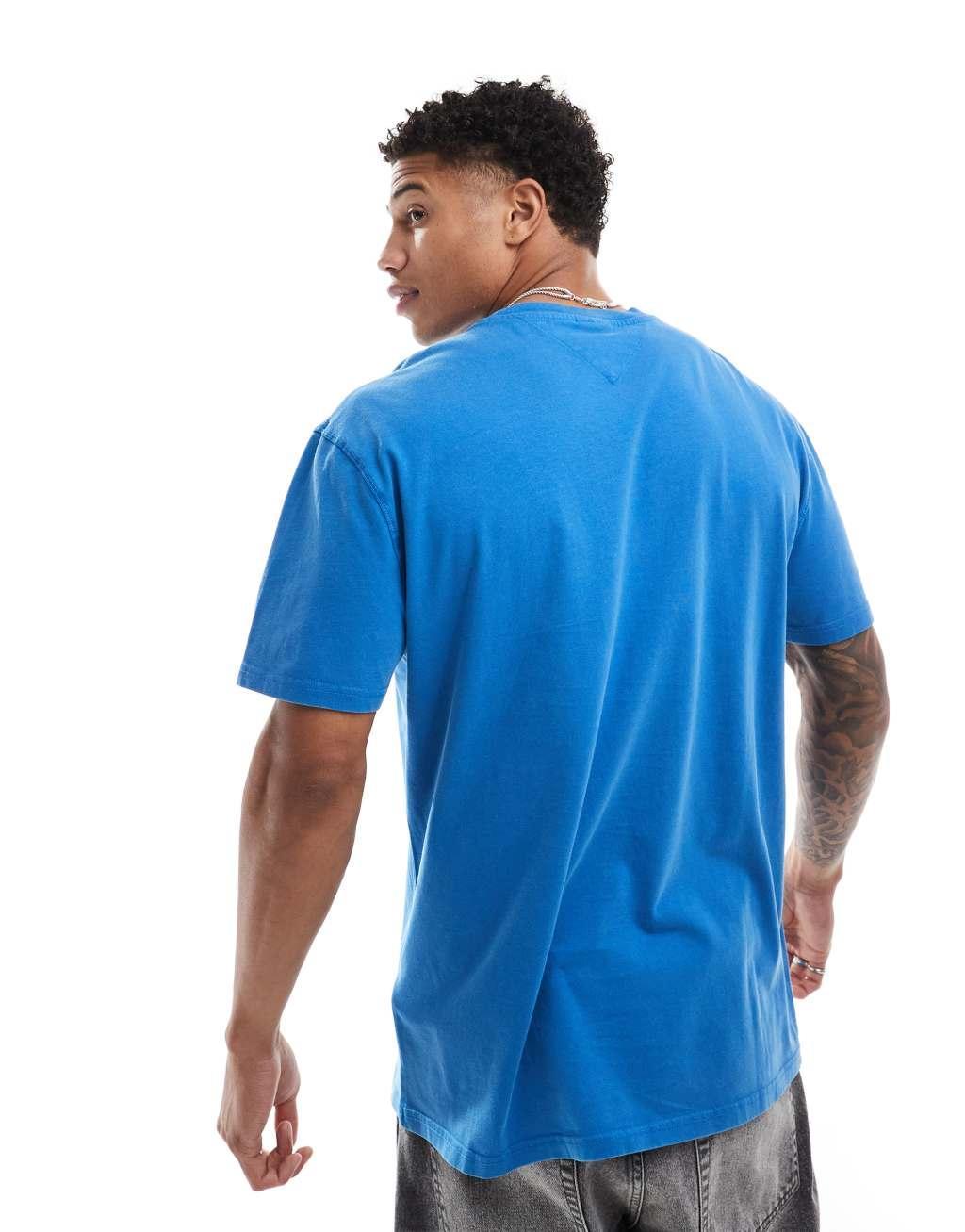 Tommy Jeans small logo T-shirt in cobalt blue Product Image