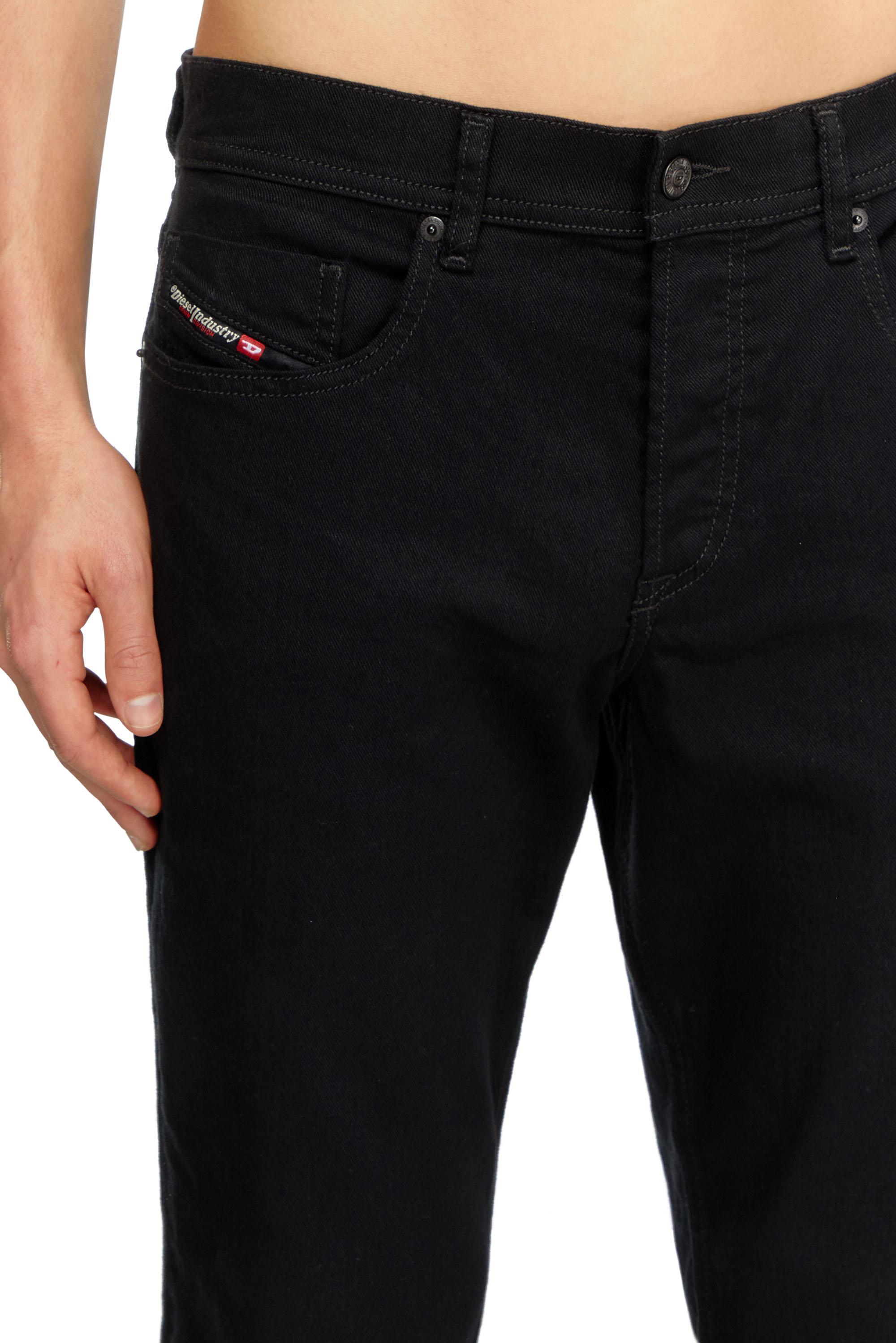 Regular Jeans 2023 D-Finitive 069YP Product Image
