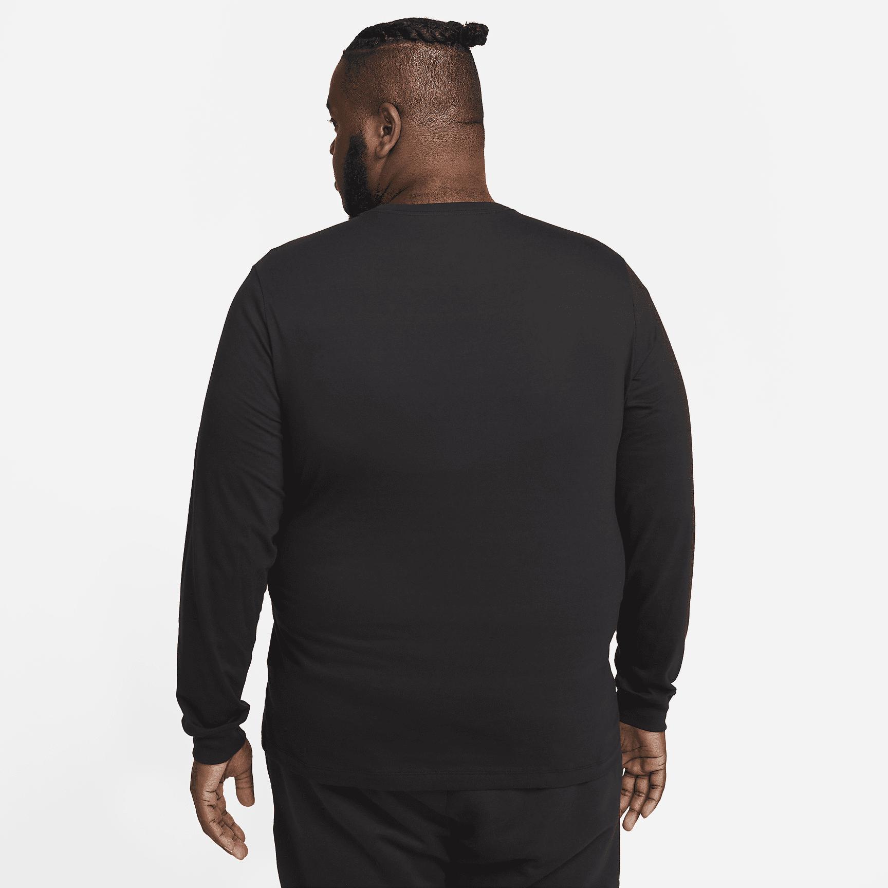Nike Sportswear Men's Long-Sleeve T-Shirt Product Image