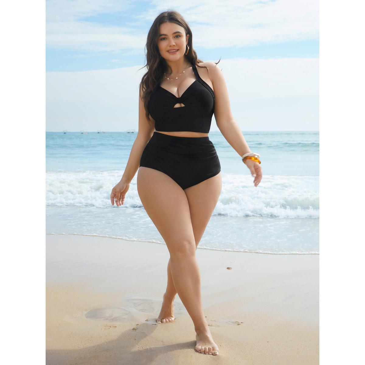 Plus Size Cut-Out Twisted-Front Swim Top Women's Swimwear Black Beach Gathered High stretch Skinny Heart neckline Curve Swim Tops BloomChic 12/L Product Image