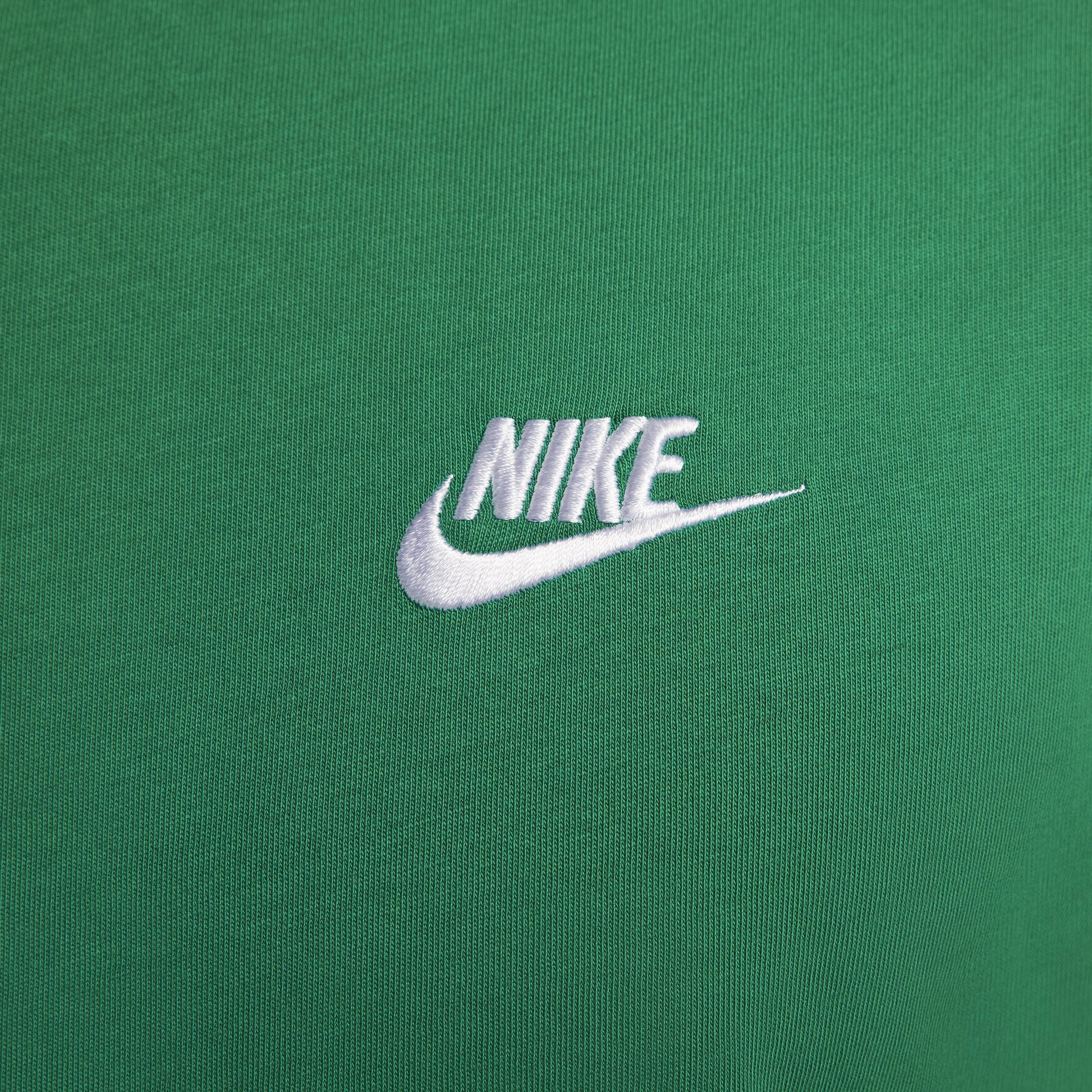 Nike Club Unisex T-shirt Product Image
