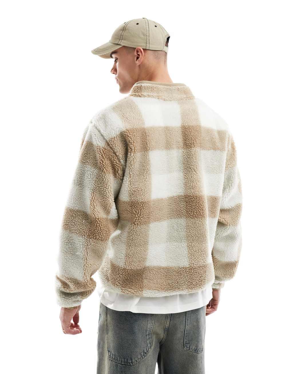 Nike Club winterized checked fleece in beige and white Product Image