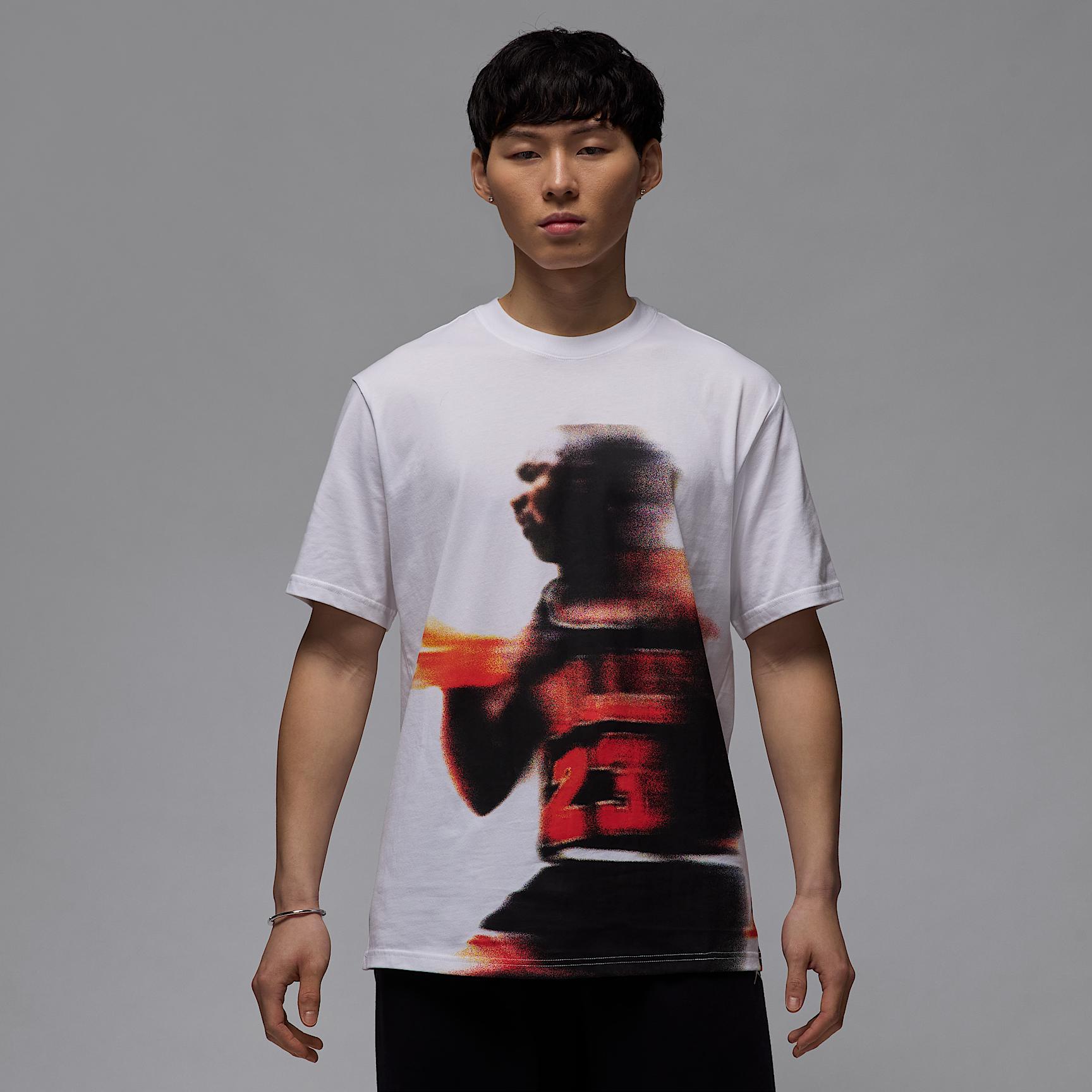 Men's Jordan Sport Dri-FIT Graphic T-Shirt Product Image