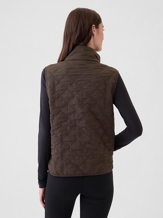 GapFit Quilted Vest Product Image
