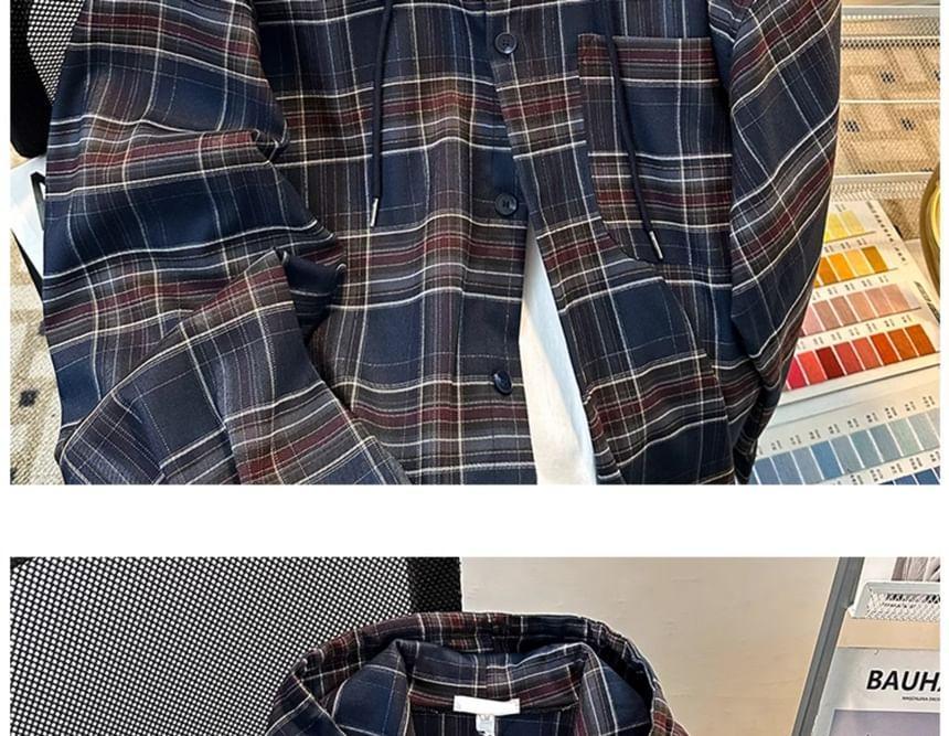 Long-Sleeve Plaid Hooded Shirt Product Image
