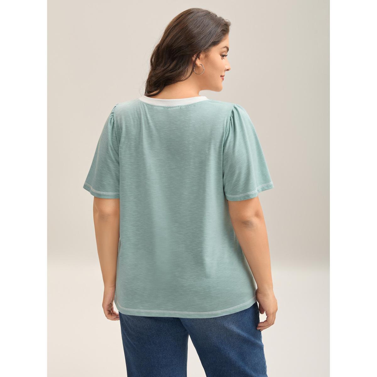 Plus Size Color Contrast Bamboo Textured T-Shirt Greenbean Women Gathered V-neck Everyday-Casual T-shirts BloomChic 10/M Product Image