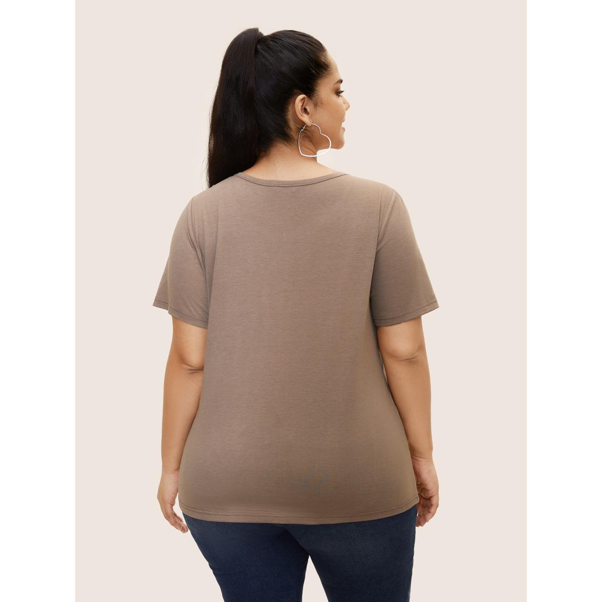 Plus Size Heart Neckline Natural Floral Embroidered T-shirt LightBrown Women Casual Contrast Natural Flowers Heart neckline Everyday T-shirts BloomChic 28/5X Product Image