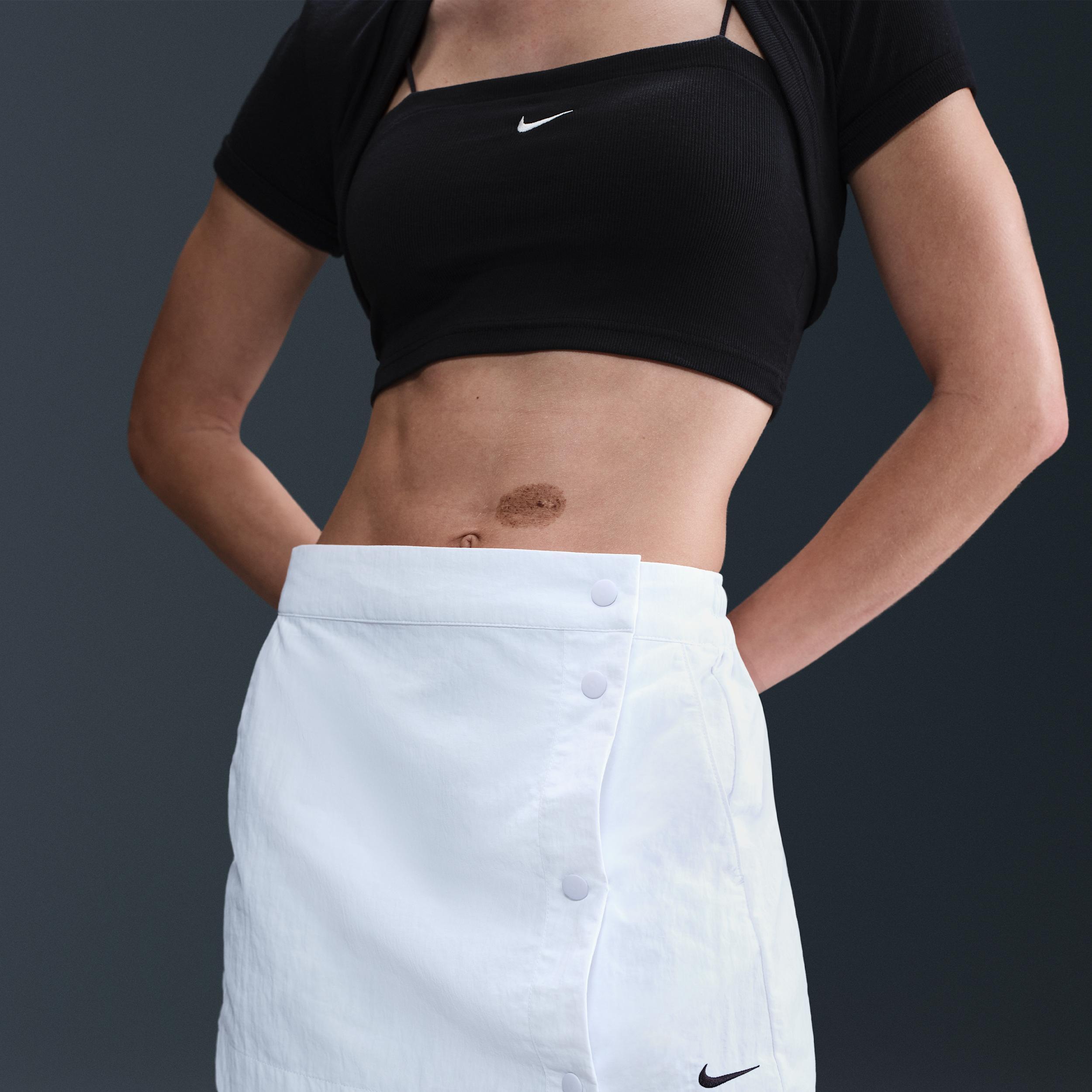 Women's Nike Sportswear Essential Woven Skort Product Image