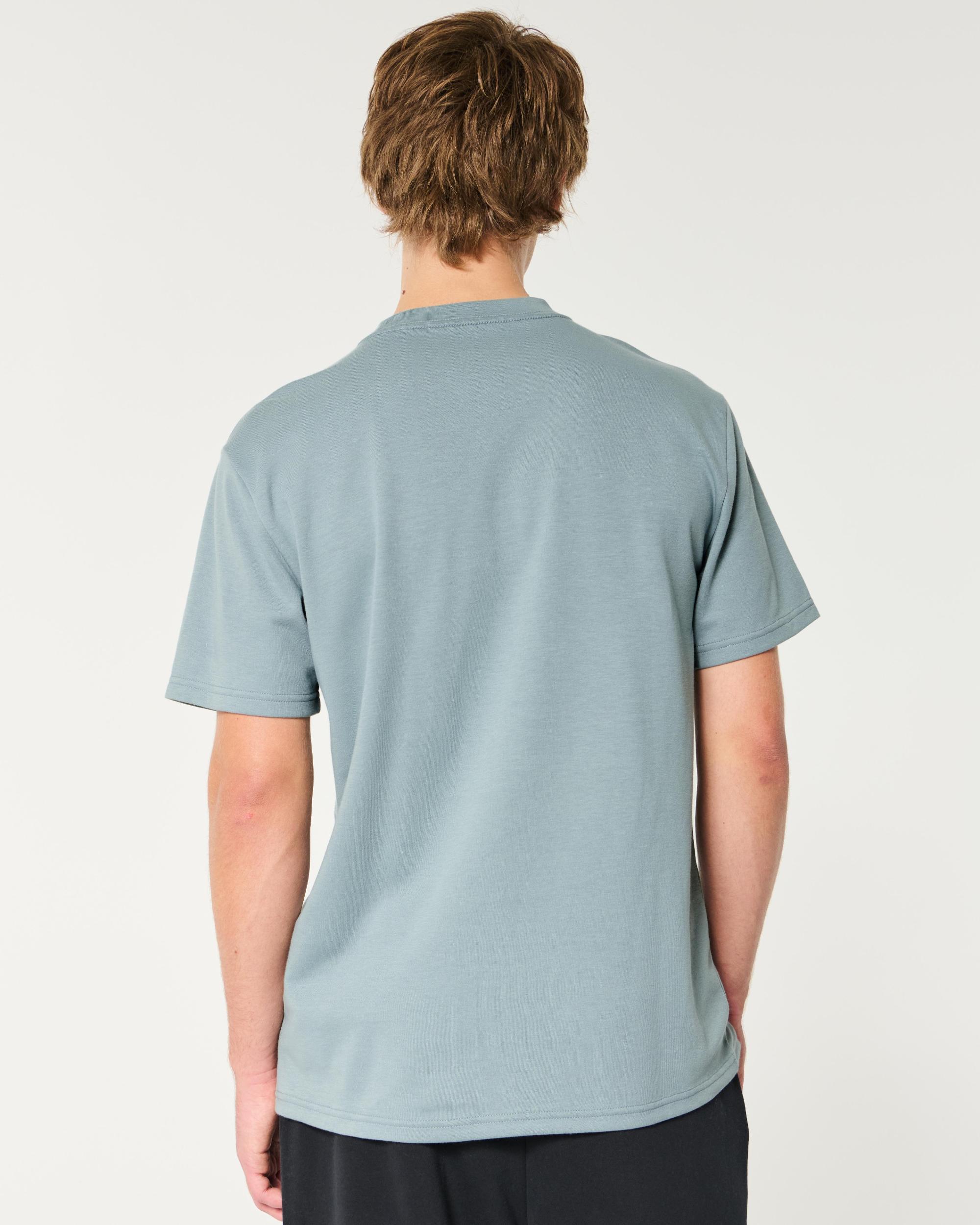 Relaxed Cooling Tee Product Image