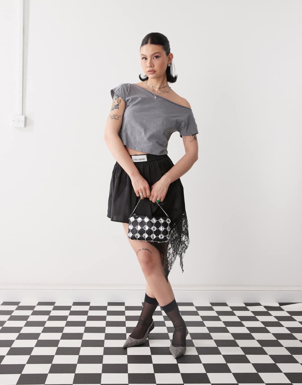 Motel balia asymmetric t-shirt in gray Product Image