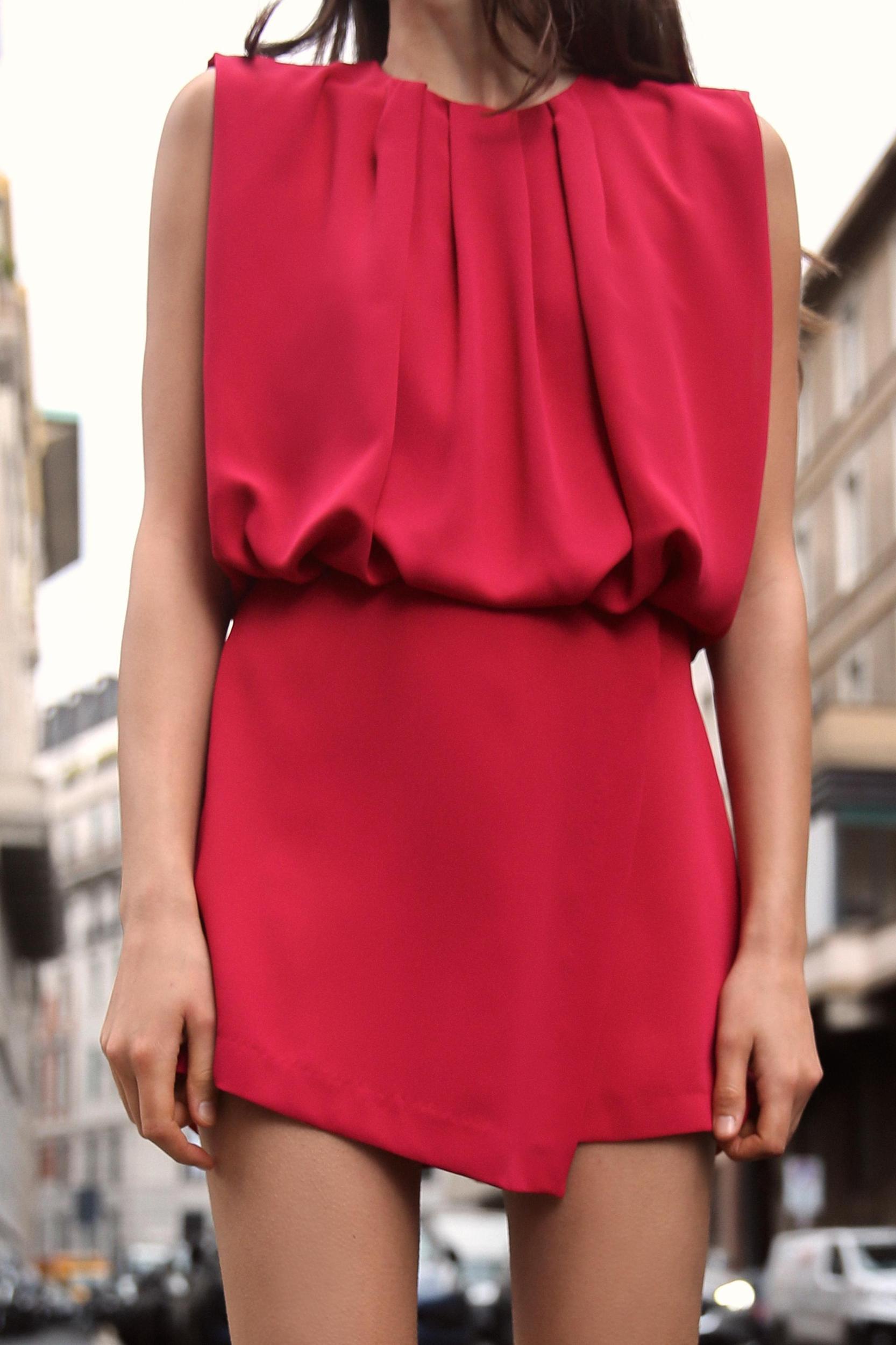 SLEEVELESS SHORT JUMPSUIT Product Image