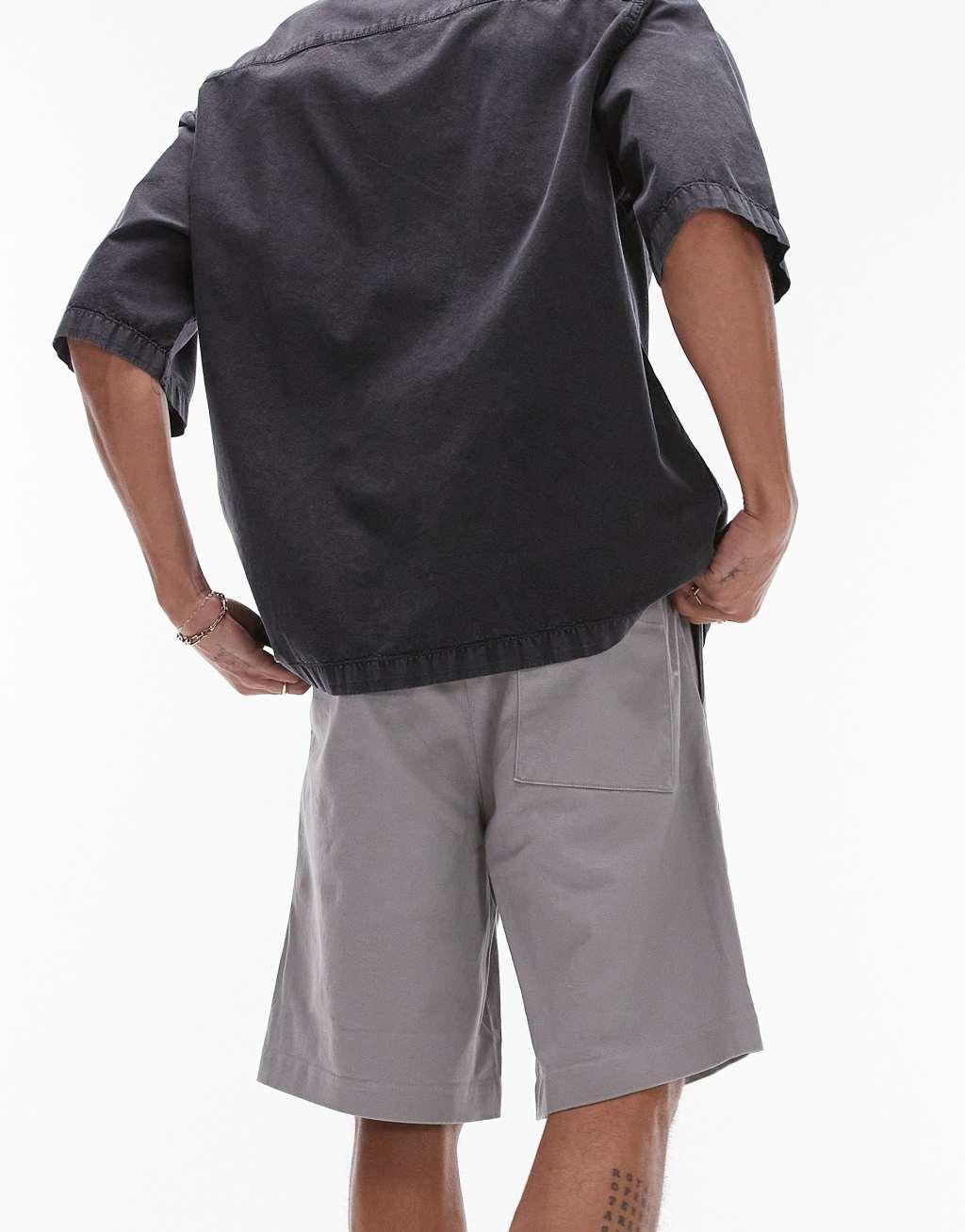 Topman relaxed chino shorts with elasticized waistband in gray Product Image