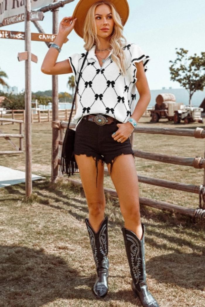 Bow Print Zipped Collar Sweater Product Image