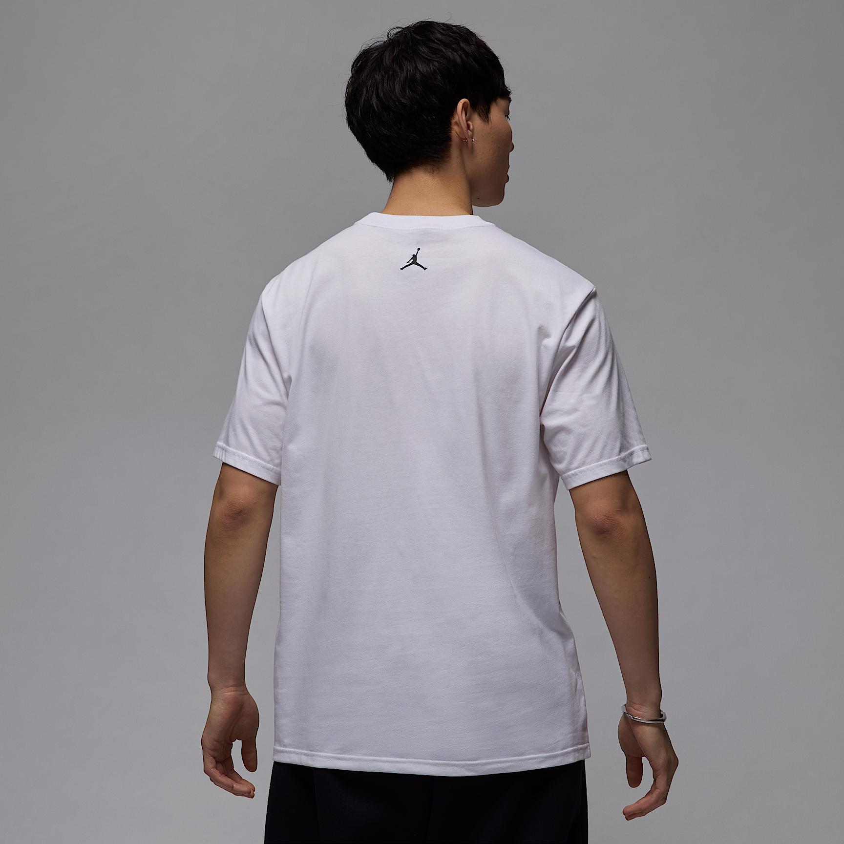 Men's Jordan Sport Dri-FIT Graphic T-Shirt Product Image