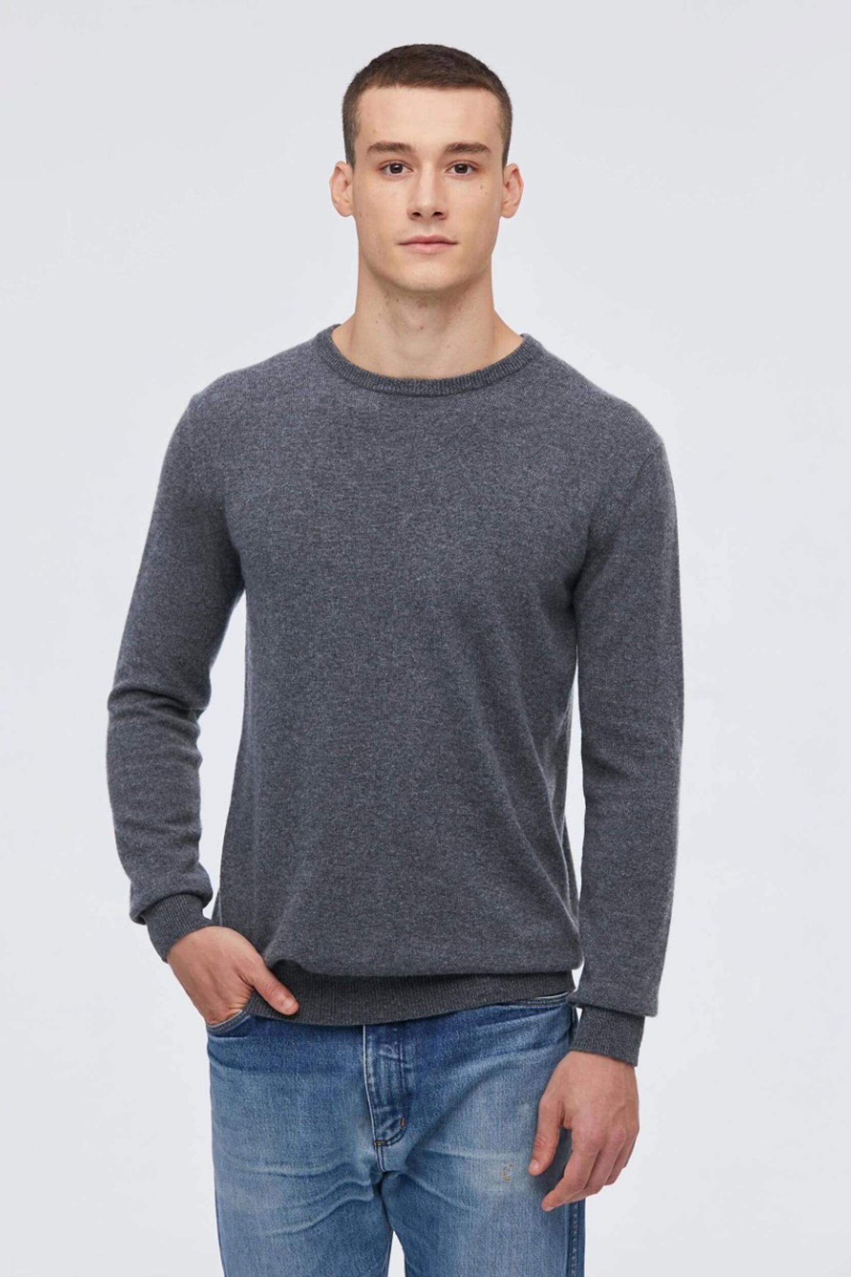 Crew Neck  Classic  Soft Cashmere Sweater For Men Product Image