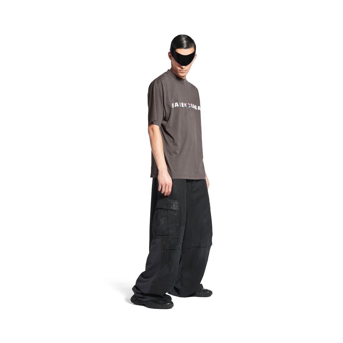 Political Stencil T-shirt Medium Fit in Black/white Product Image