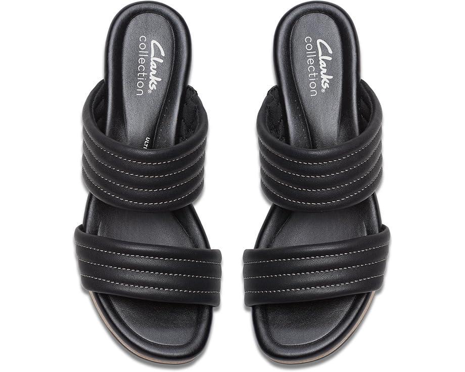 Women's Clarks Chelseah Path Product Image