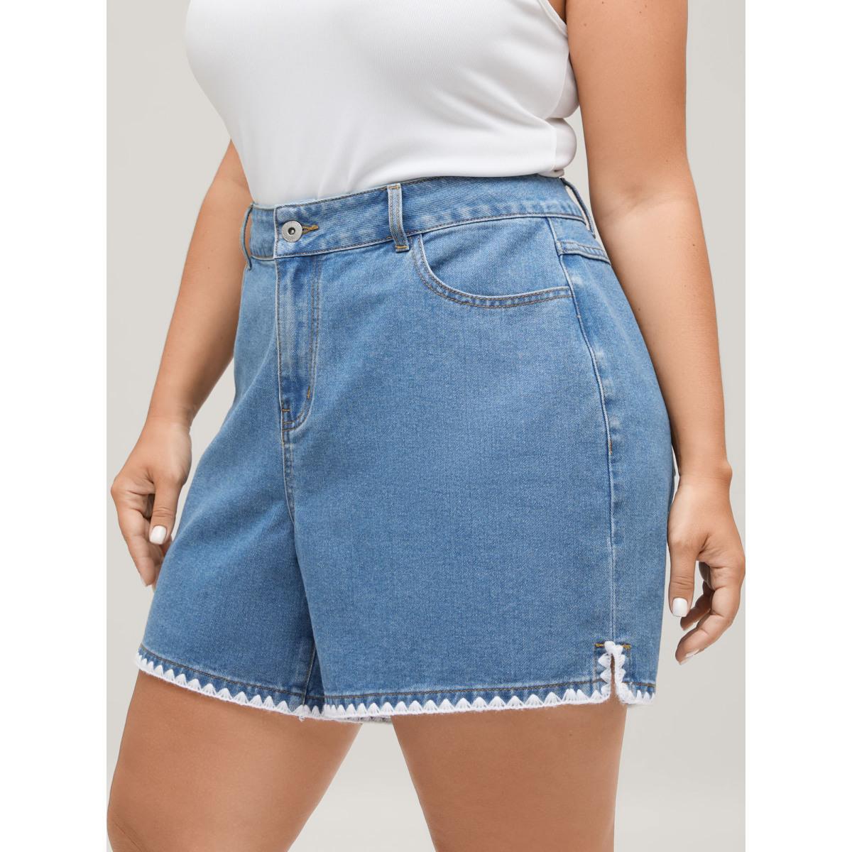 Plus Size Embroidered Hem Wide-Leg Denim Shorts Women Midblue No stretch Vacation Slanted pocket Resort Denim Shorts BloomChic 24/3X Product Image
