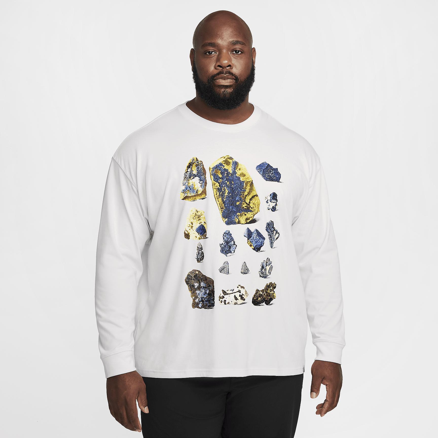 Nike ACG Men's Long-Sleeved T-Shirt Product Image