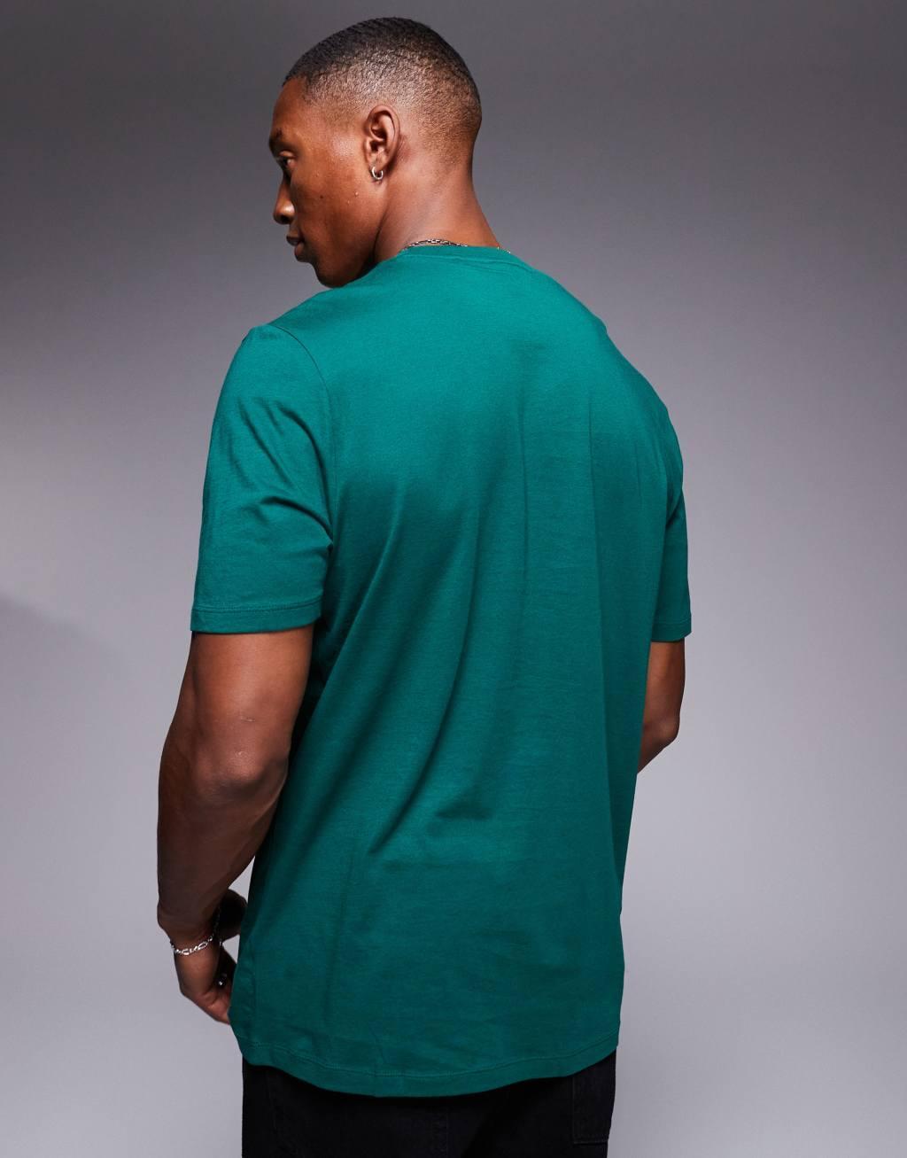 HUGO Red dero t-shirt in forest green Product Image
