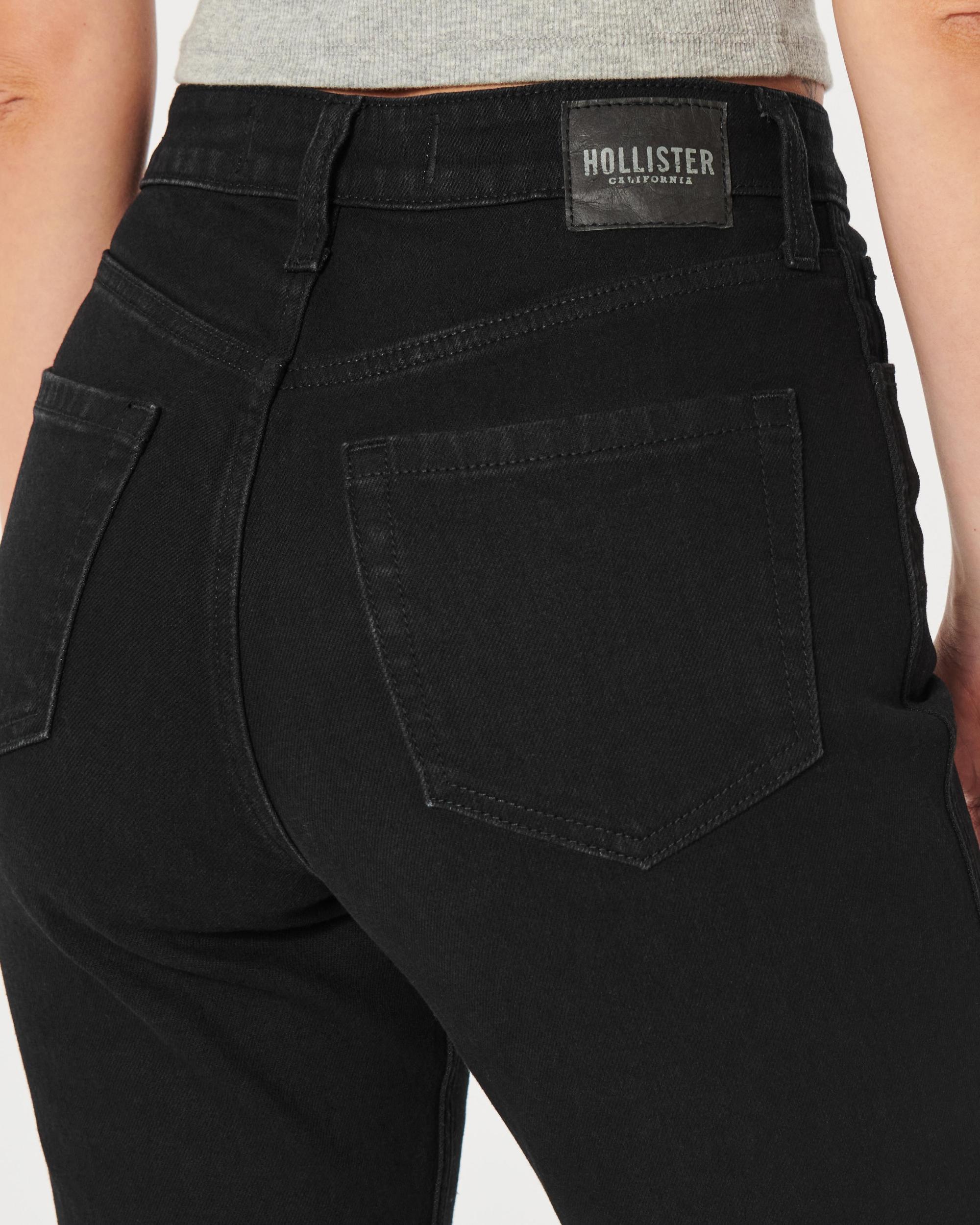 Curvy Ultra High-Rise Black Mom Jeans Product Image