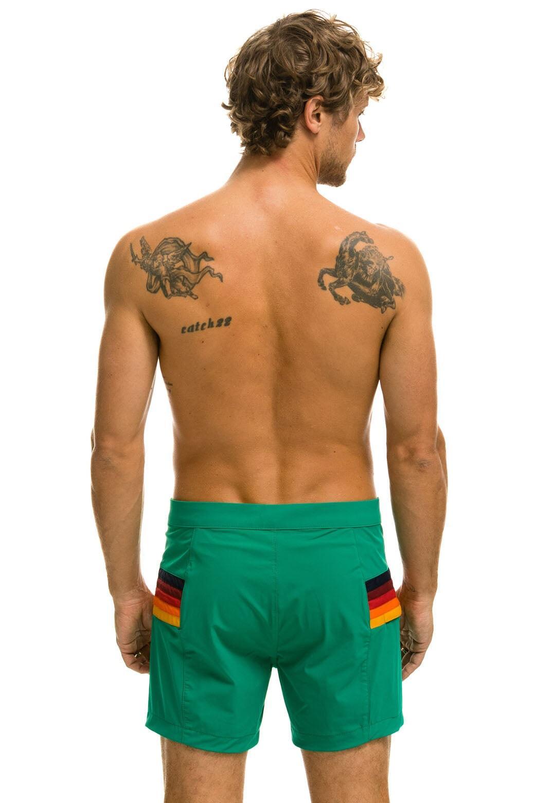 MEN'S HORIZONTAL 5 STRIPE FLEX SHORTS - AMAZON Male Product Image