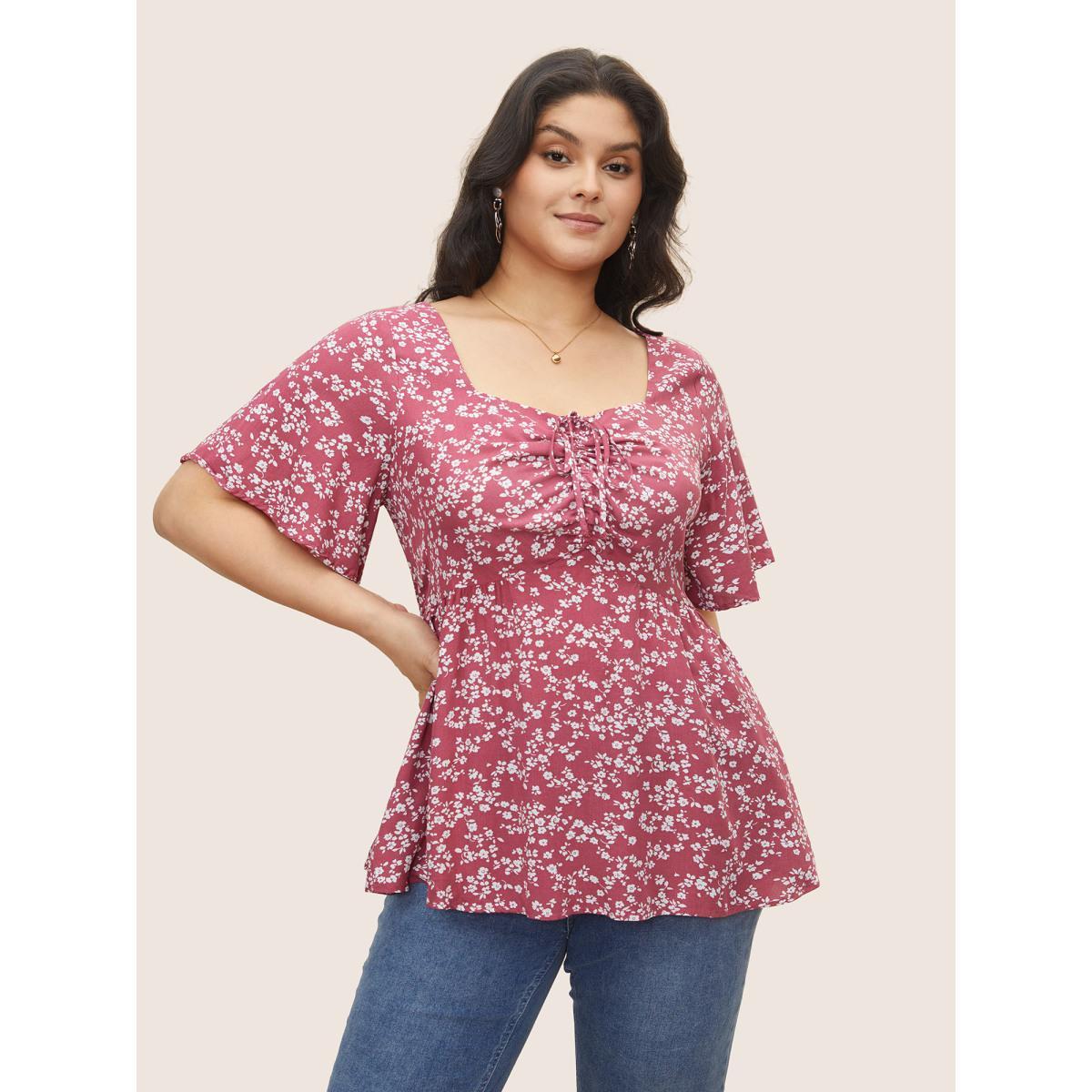 Plus Size RedViolet Ditsy Floral Heart Neckline Drawstring Tie Knot Blouse Women Elegant Short sleeve Heart neckline Everyday Blouses BloomChic 30/6X Product Image