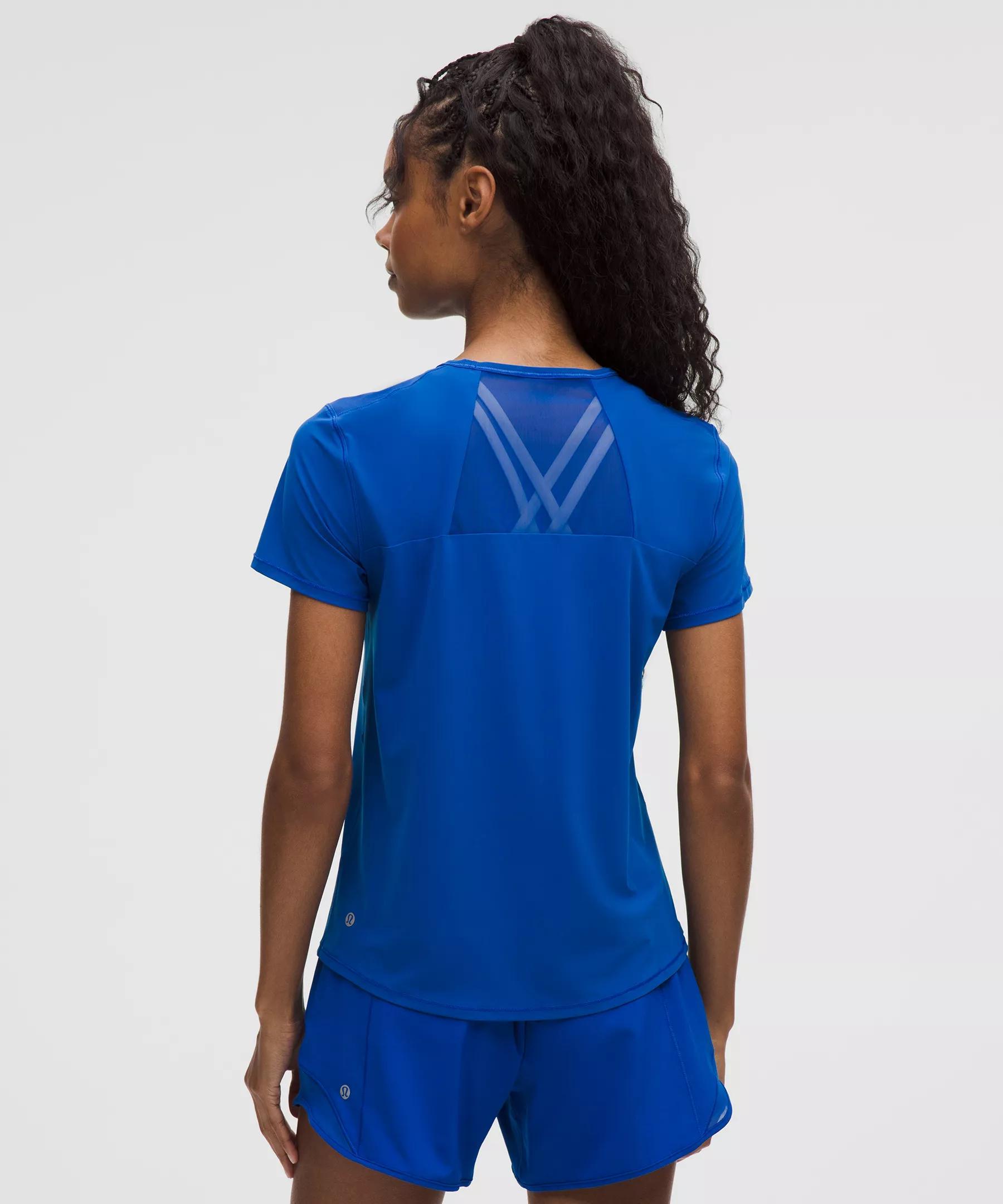 Sculpt Short-Sleeve Shirt Product Image