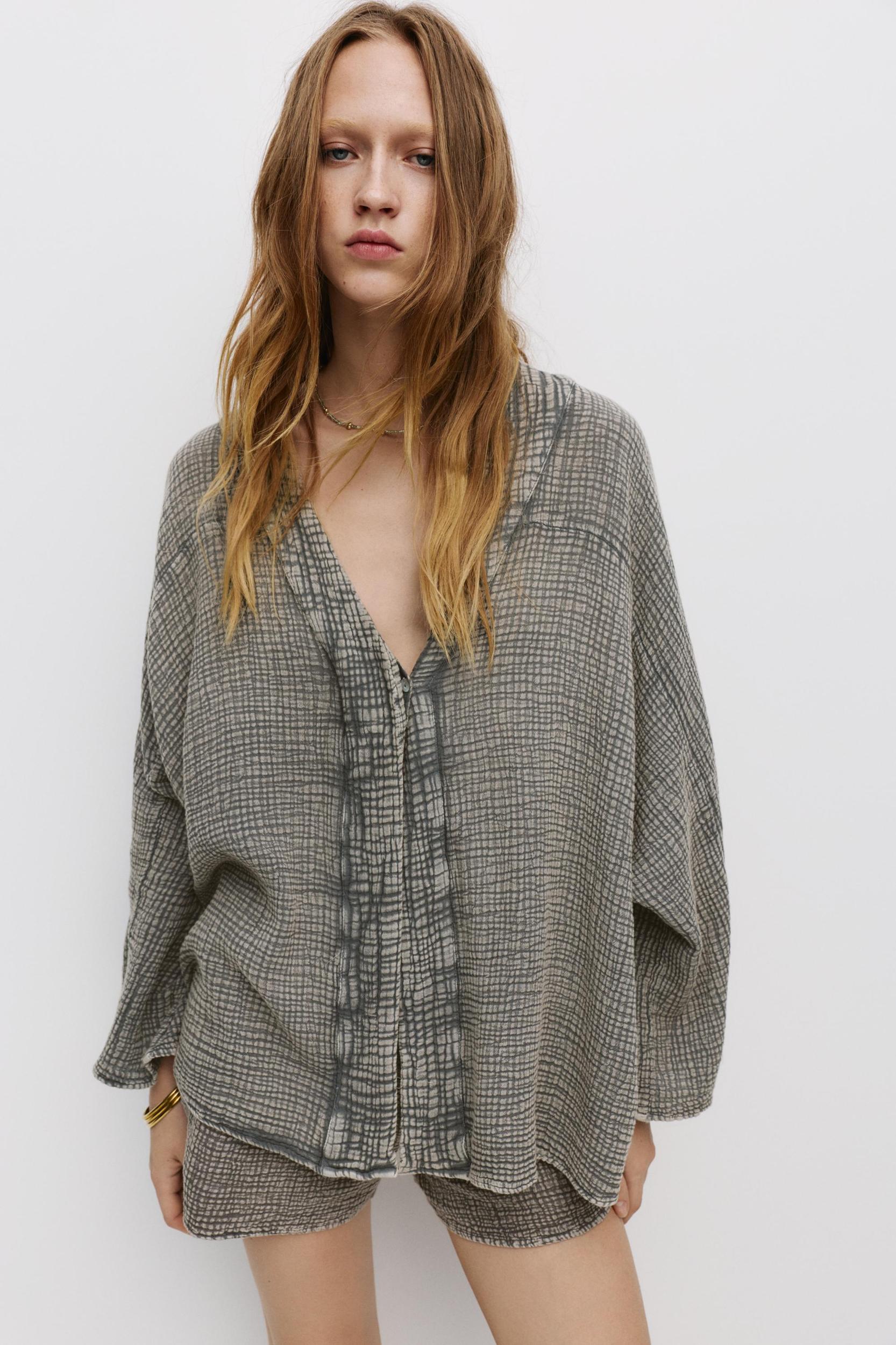 Creased-effect blouse Product Image