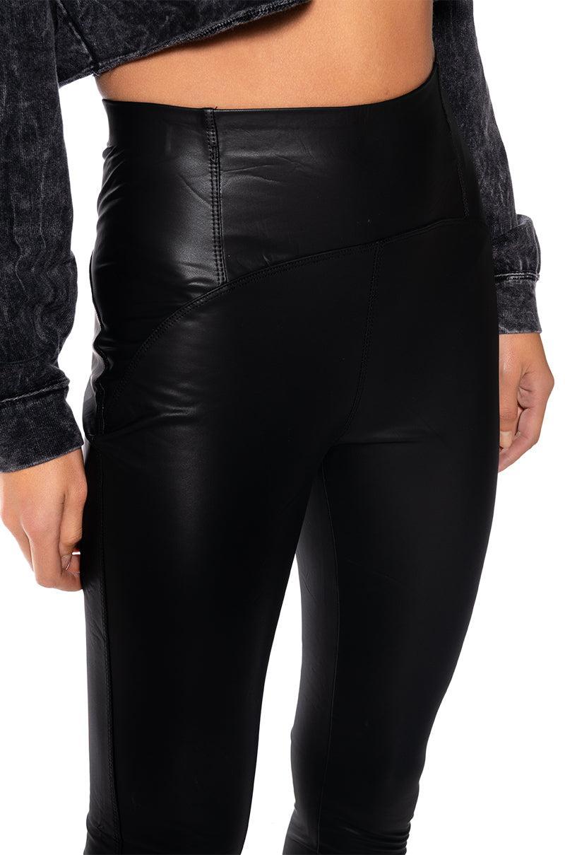 RIO HIGH RISE LEGGING WITH 4 WAY STRETCH IN BLACK Product Image